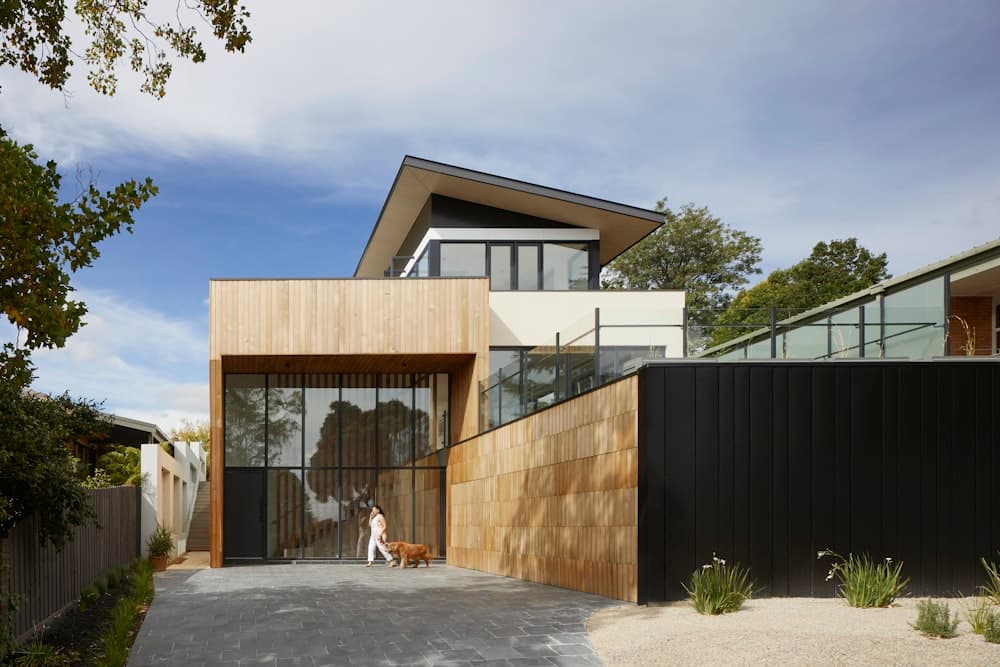 Fiber cement vs vinyl siding comparison for Texas homes
